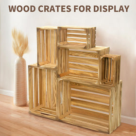 BOY MCOWBOY small crate highlights wedding décor with vintage charm and compact display.