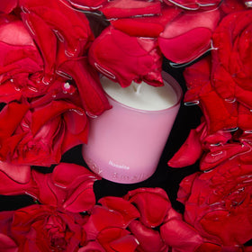 Matte gradient tumbler with embossed details enhances décor
