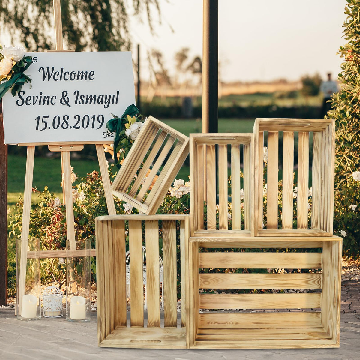 BOY MCOWBOY natural wood crates close-up highlighting sturdy material and quality finish.