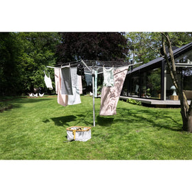 Brabantia ground spike ensures sturdy lawn anchoring for heavy drying loads.