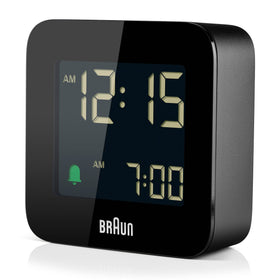 Braun BC08B battery compartment close-up indicates replaceable power option