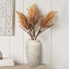 Briful stable thick ceramic base adds steadiness on surfaces.