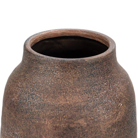 Briful vase antique white-wash close-up highlights vintage charm for shelves.