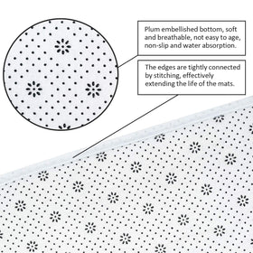 Britimes U-shaped bath carpet fits standard bathrooms for a neat floor area.