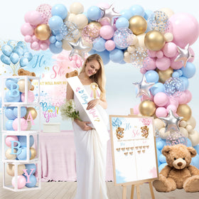 BSMIEFUS bear-themed tablecloth ties the decor together for photos.