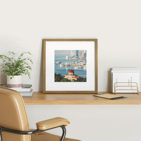 BSRHOME Clear plexiglass protects photos while staying clear