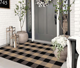 BUAGETUP easy-care rug, machine washable in cold water.