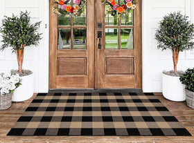 BUAGETUP floor-protection rug helps keep wooden floors clean and scratch-free.