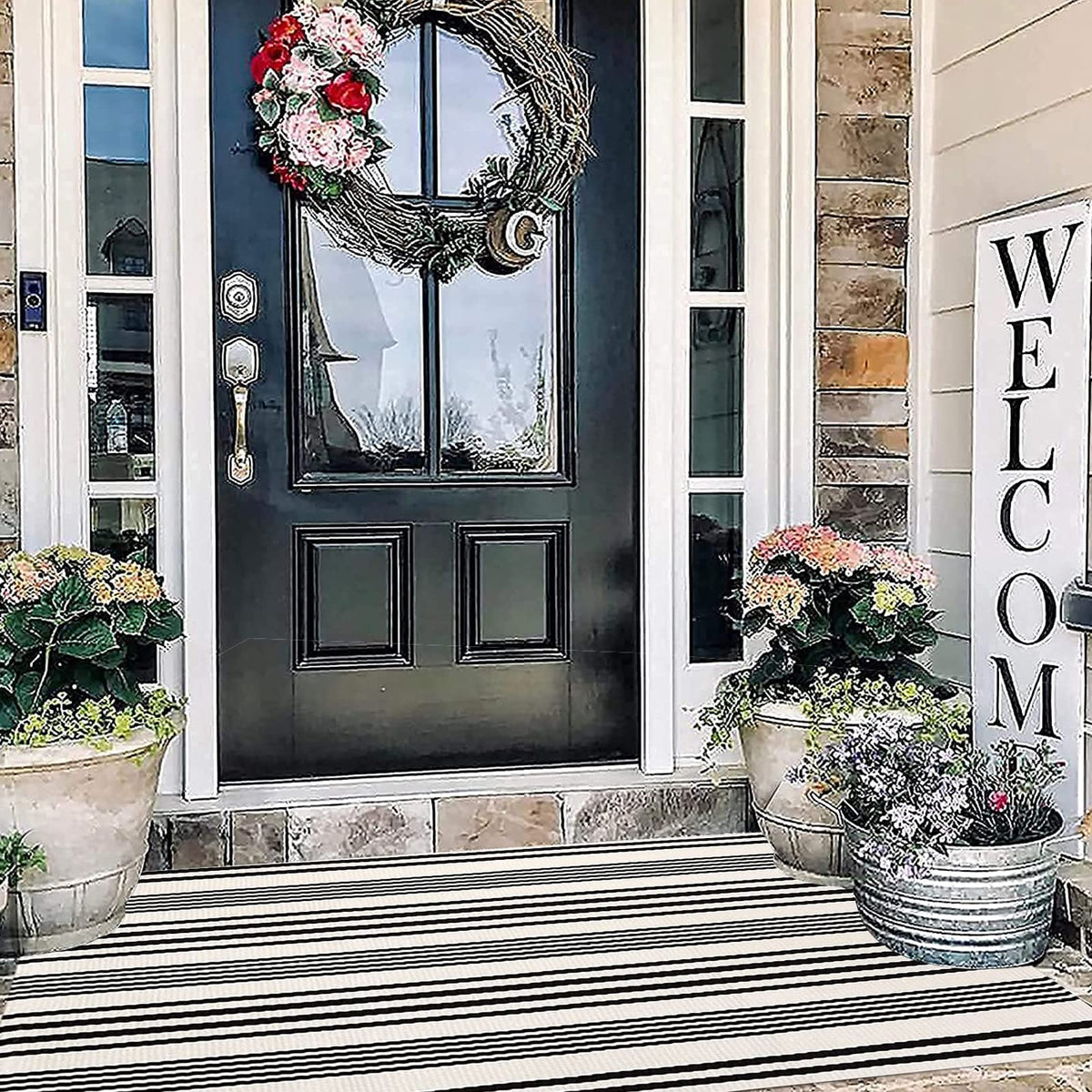 BUAGETUP washable rug as a practical front door mat option