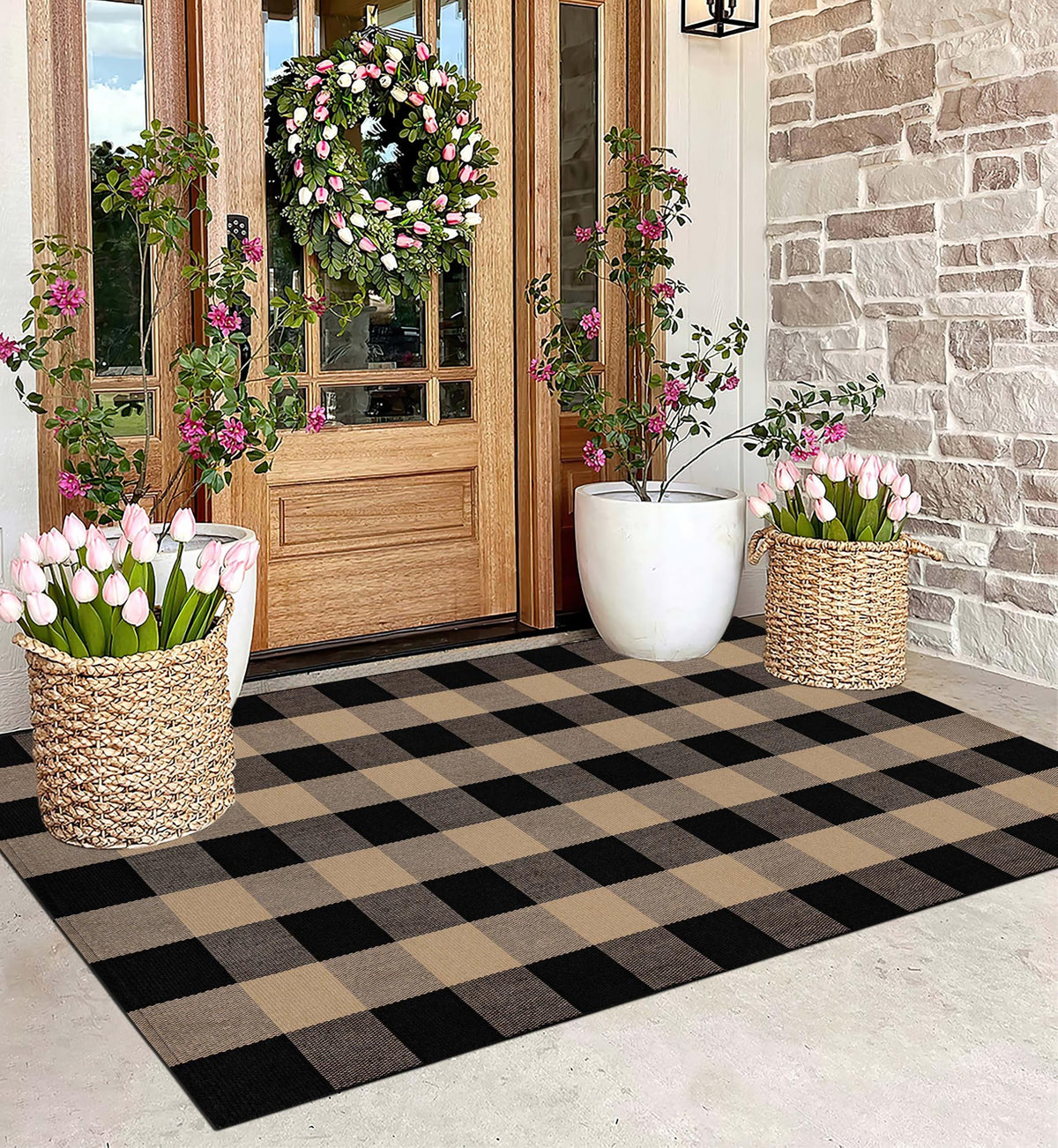 BUAGETUP washable outdoor rug 3x5 in black-tan plaid, ideal for porch entryways.