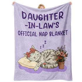 Buioata Daughter-in-Law blanket with nap-cat motif for cozy family moments.