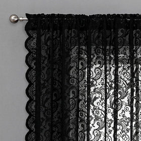 Bujasso scallop-edge lace detail adds refined window framing.