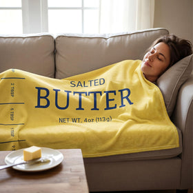 Buryeah Butter Stick Blanket outdoor picnic scene demonstrates versatile warmth