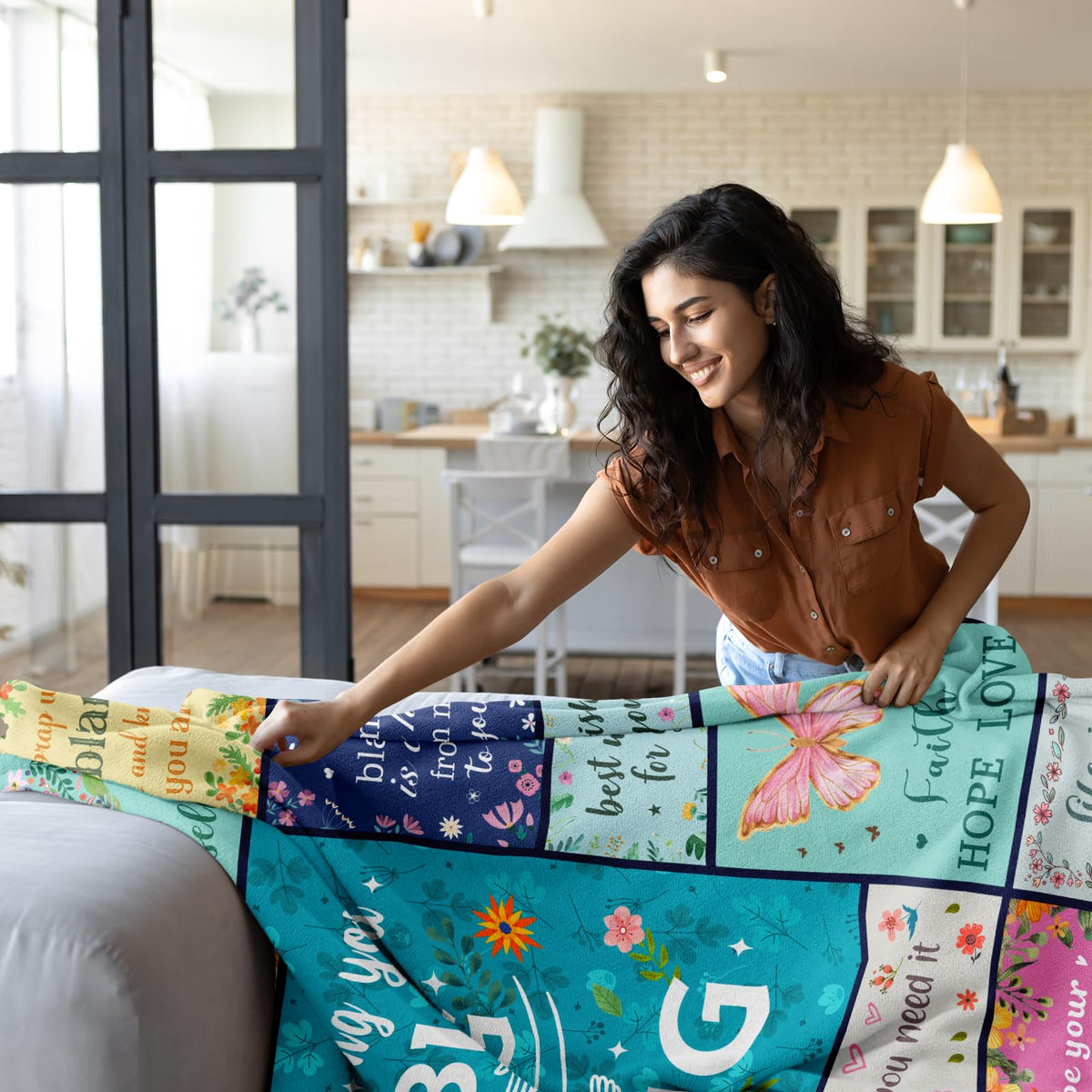 Butonus Decorative Cozy Blanket serves as stylish decor plus comforting warmth.