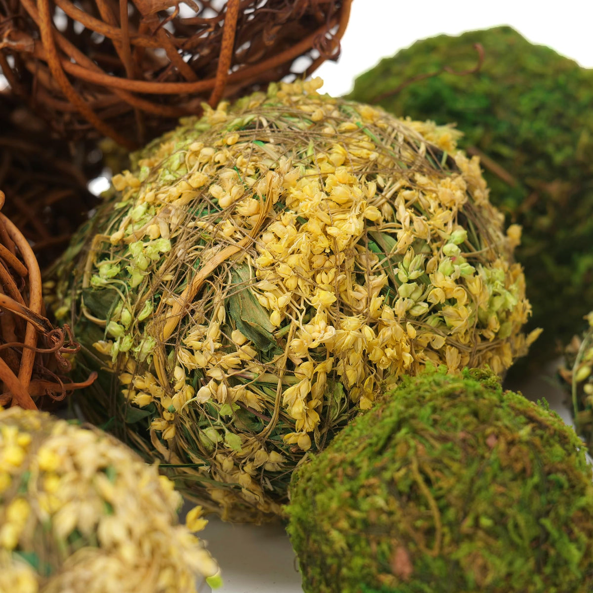 BYHER decorative moss ball, 5 cm, versatile filler for dough bowls and arches.