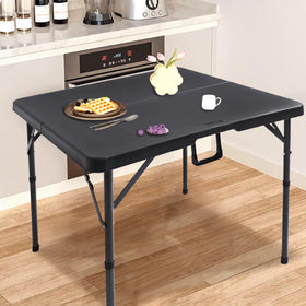 Byliable outdoor picnic-ready table for gatherings