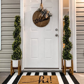 CAINANEL durable cotton blend rug stays thick and comfortable underfoot.