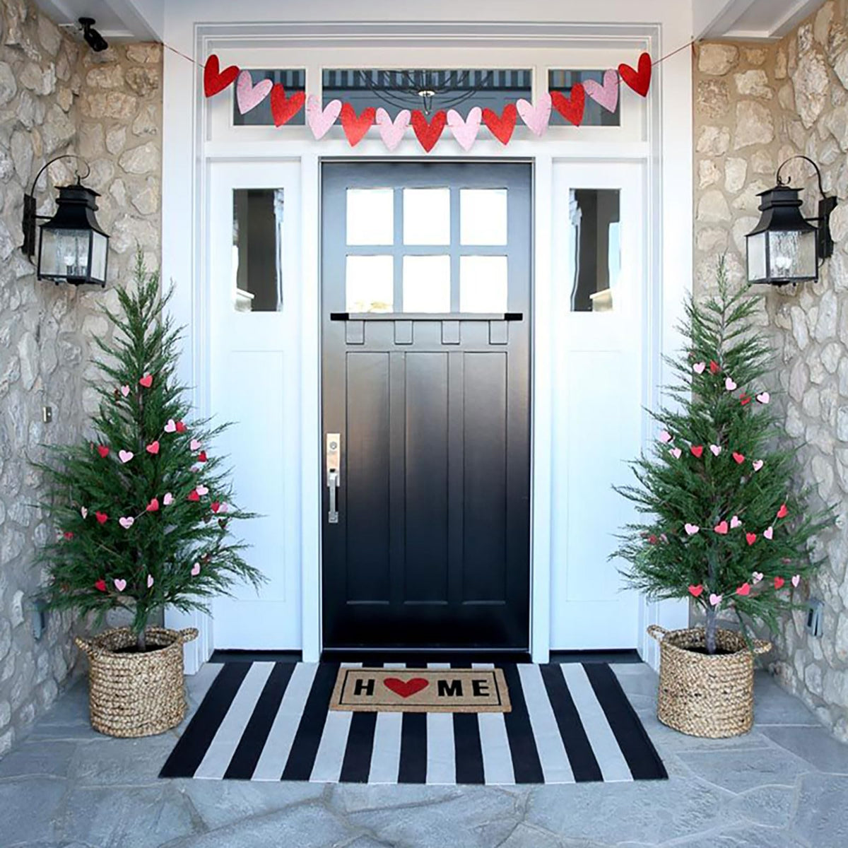 CAINANEL hand-woven look front porch rug offers cozy texture.