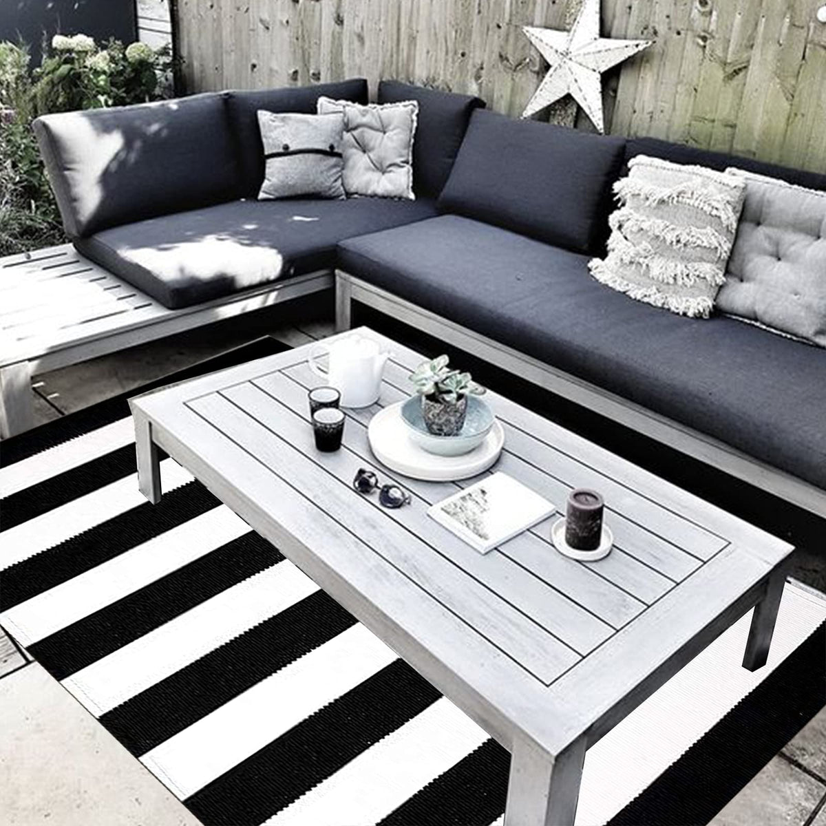 CAINANEL versatile striped rug fits farmhouse decor across rooms.