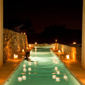 CAKETYCG wedding decor tealight adds romantic glow to tables.