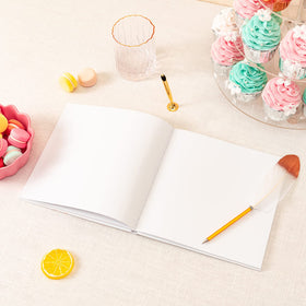 Calculs cream pages prevent ink bleed for smooth writing.