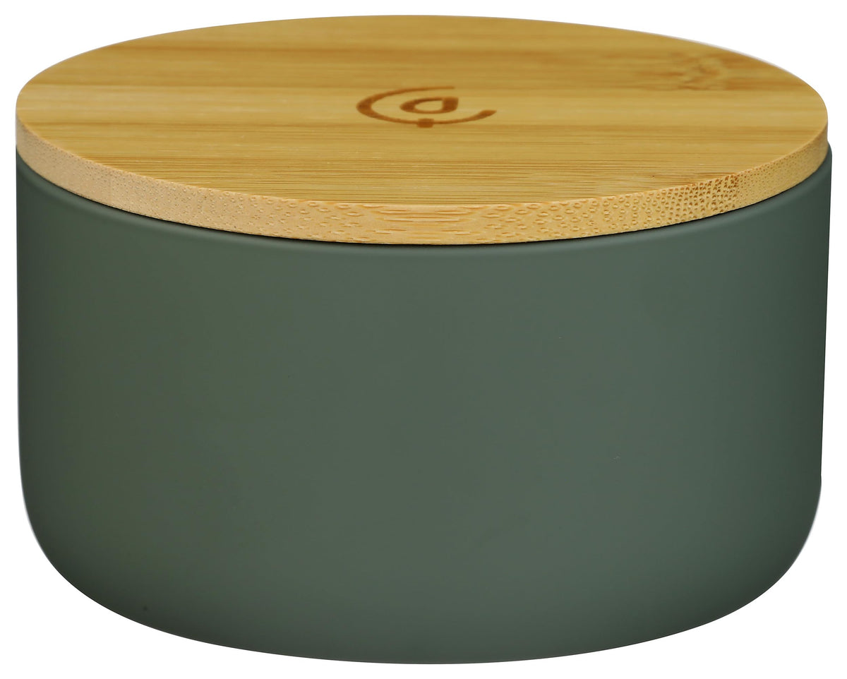 Calyan Wax Co. Evergreen-Eucalyptu label reveals premium craftsmanship.