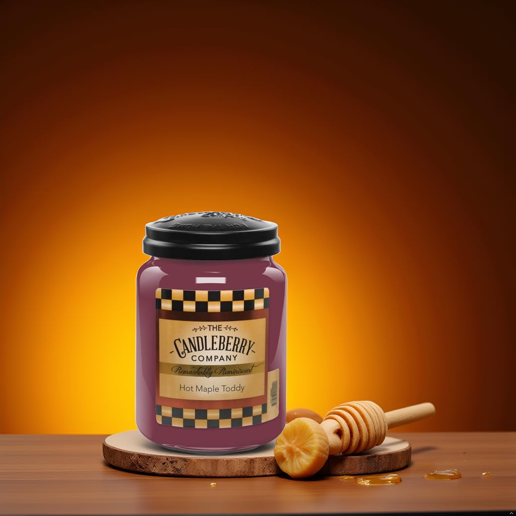 Candleberry Hot Maple Toddy label detail showcases premium packaging.