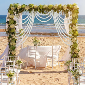 Canlierr pearl garland with hanging rings supports quick installation on walls or trees