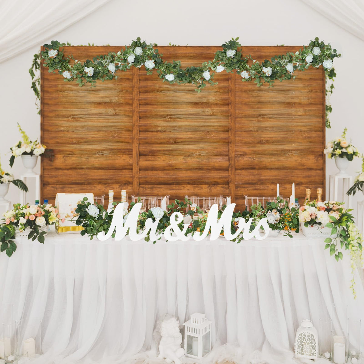 Canlierr sweetheart table decor setup showcases Canlierr styling ideas