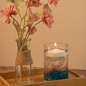 Capaniel pool-side candle adds subtle reflections to outdoor gatherings