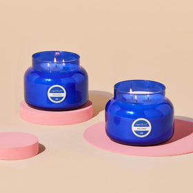 Capri Blue Volcano soy-wax blend ensures clean burn and strong scent release.