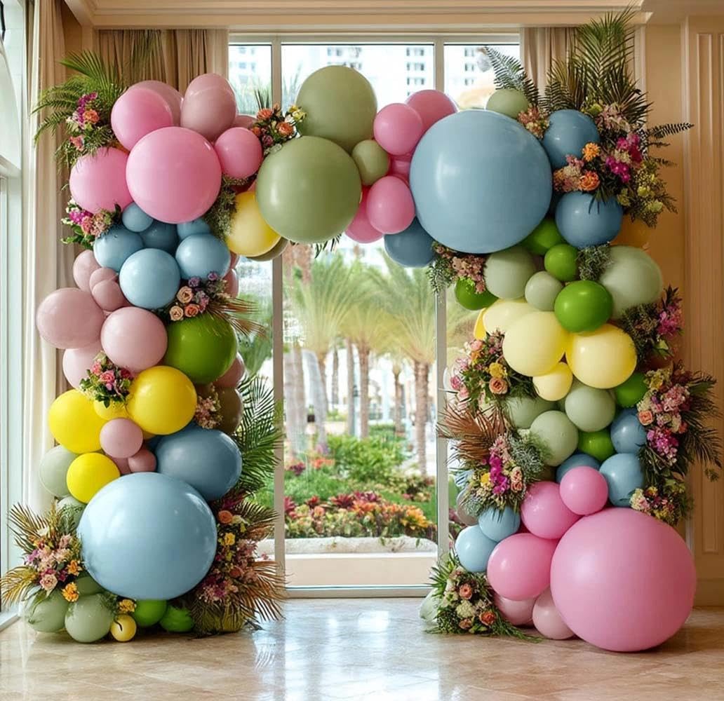 Captank light green balloons give fresh garden party vibes.