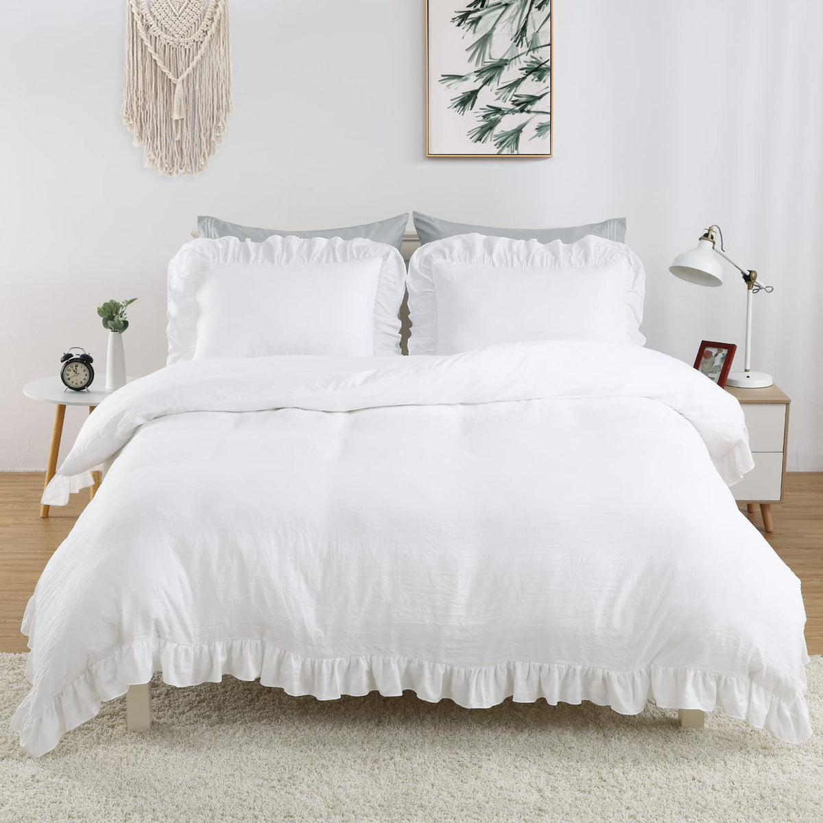CAROMIO ruffle edge detail enhances bed aesthetics with shabby chic look.