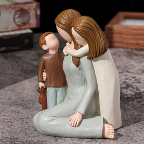 Carracci gift-ready packaging figurine ready for gifting
