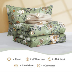 CASAAGUSTO packaging image shows vacuum-sealed bedding for easy storage.