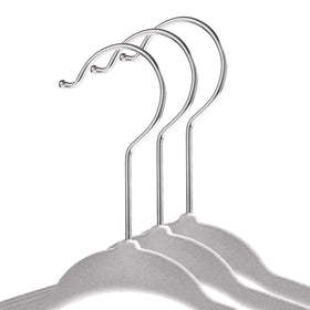 Casafield velvet non-slip finish keeps infant clothes secure and wrinkle-free.