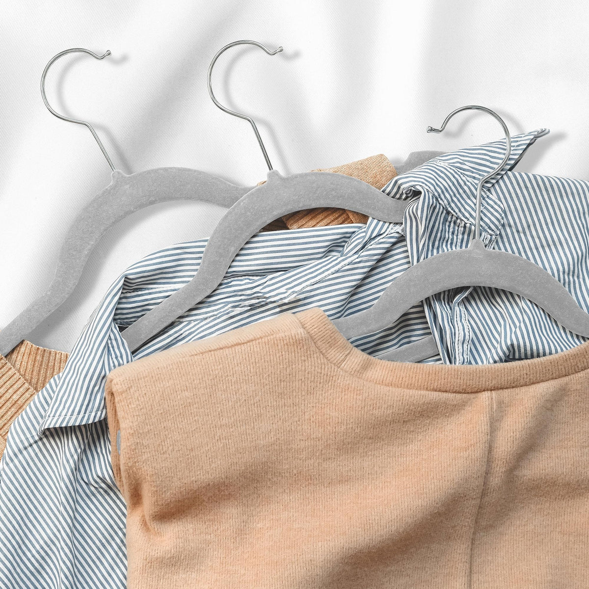 Casafield velvet kid's hangers gray 14inch durable yet lightweight storage solution