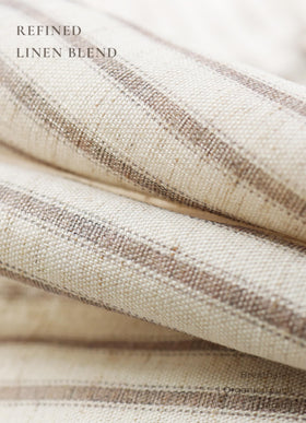 CasaTena machine-washable easy-care curtain ready for laundry.