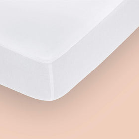 Casper Sleep Waterproof Mattress Protector with reinforced skirt ensures snug fit