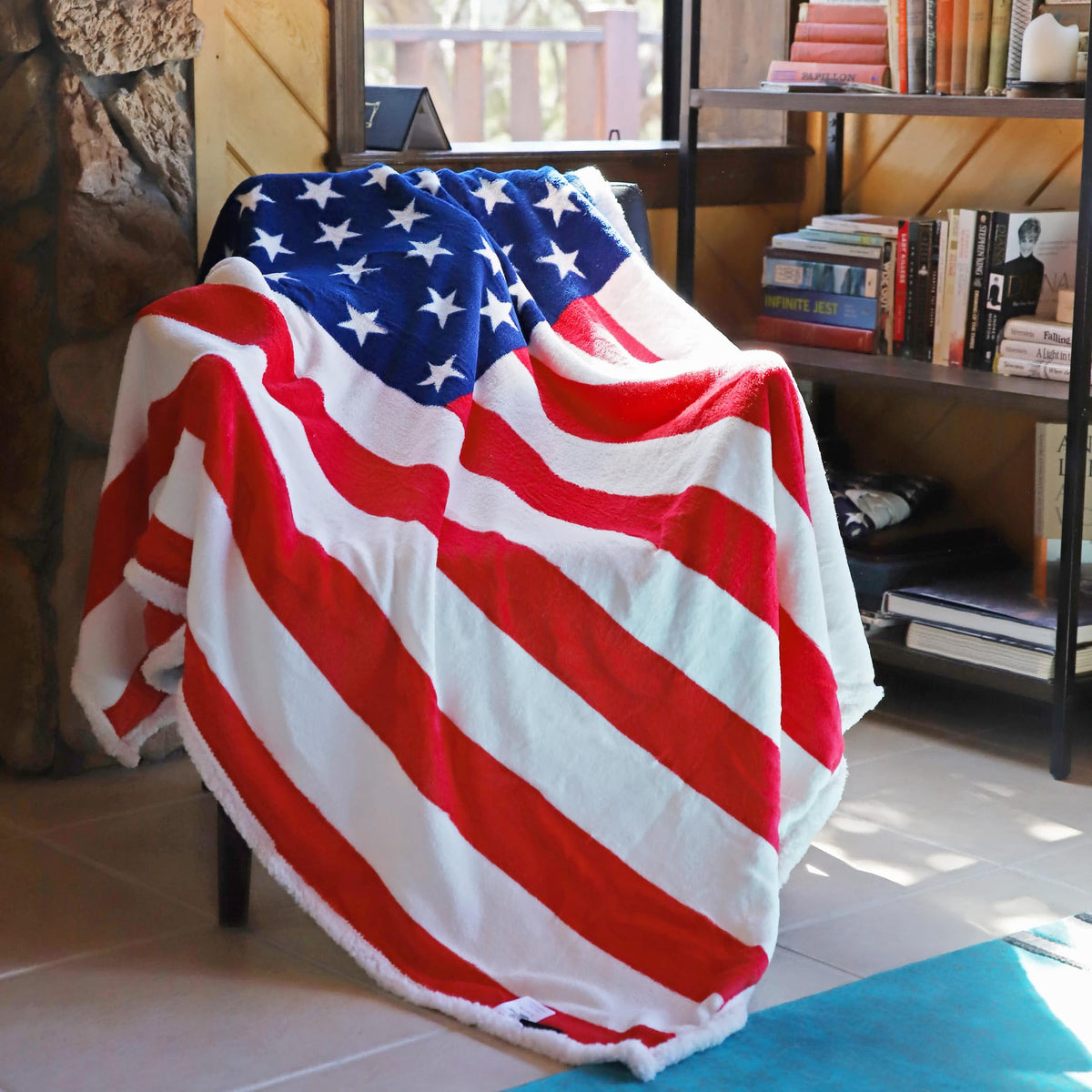 Catalonia Sherpa fleece reversible blanket close-up texture for plush warmth