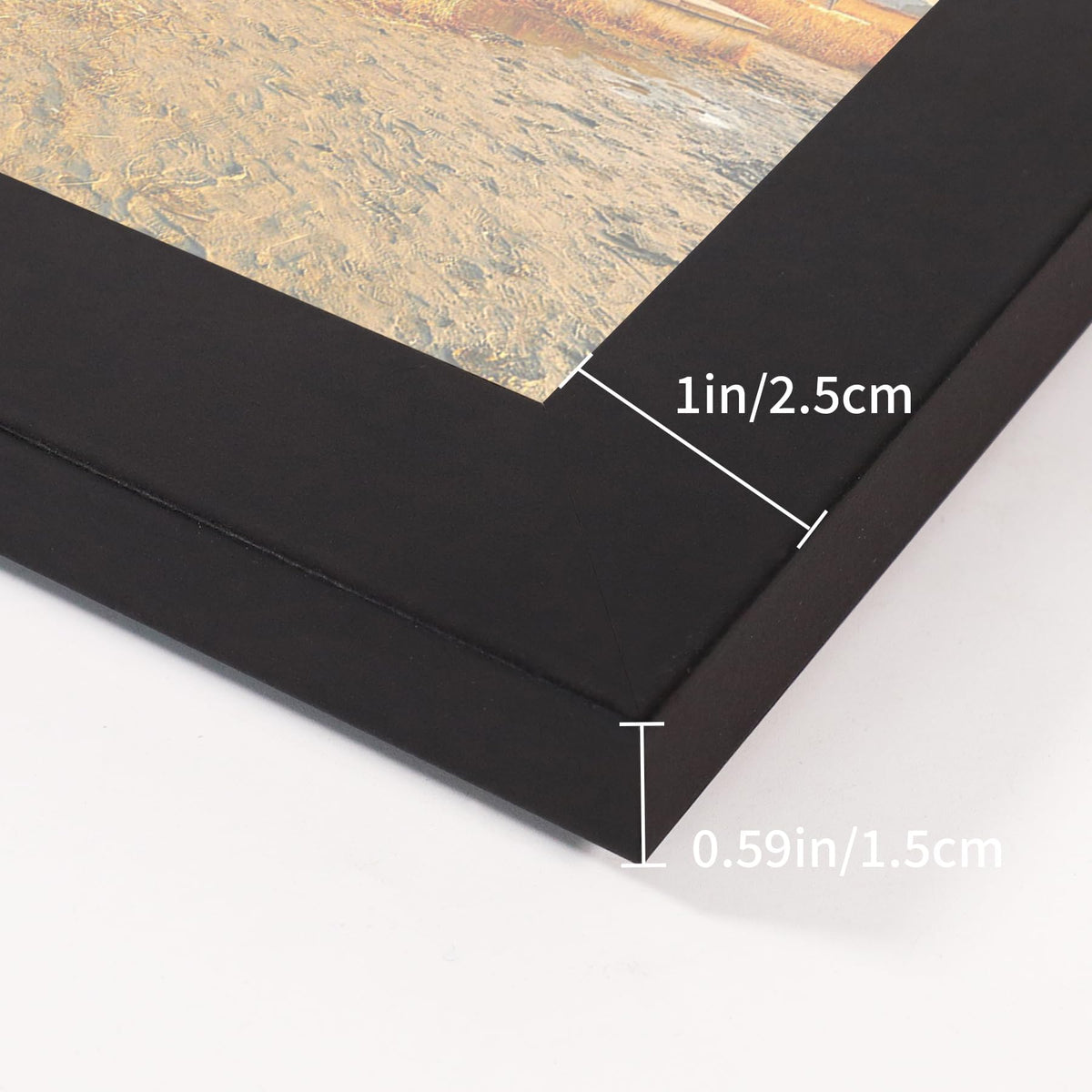 ccdcc swivel buckles enable quick photo swaps on a 3-opening frame.