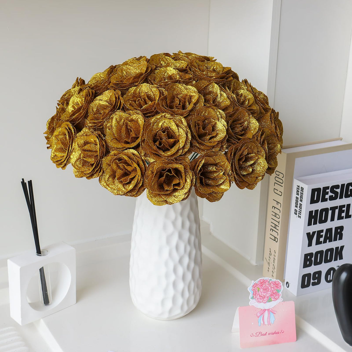 CCYXSHOW gold crown accessory to finish a regal bouquet.