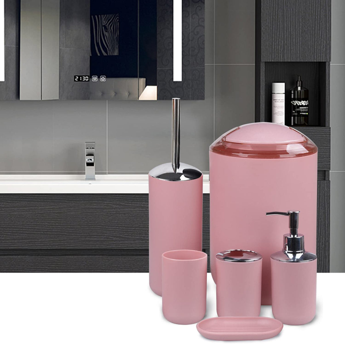 CERBIOR trash can completes the cohesive countertop look.