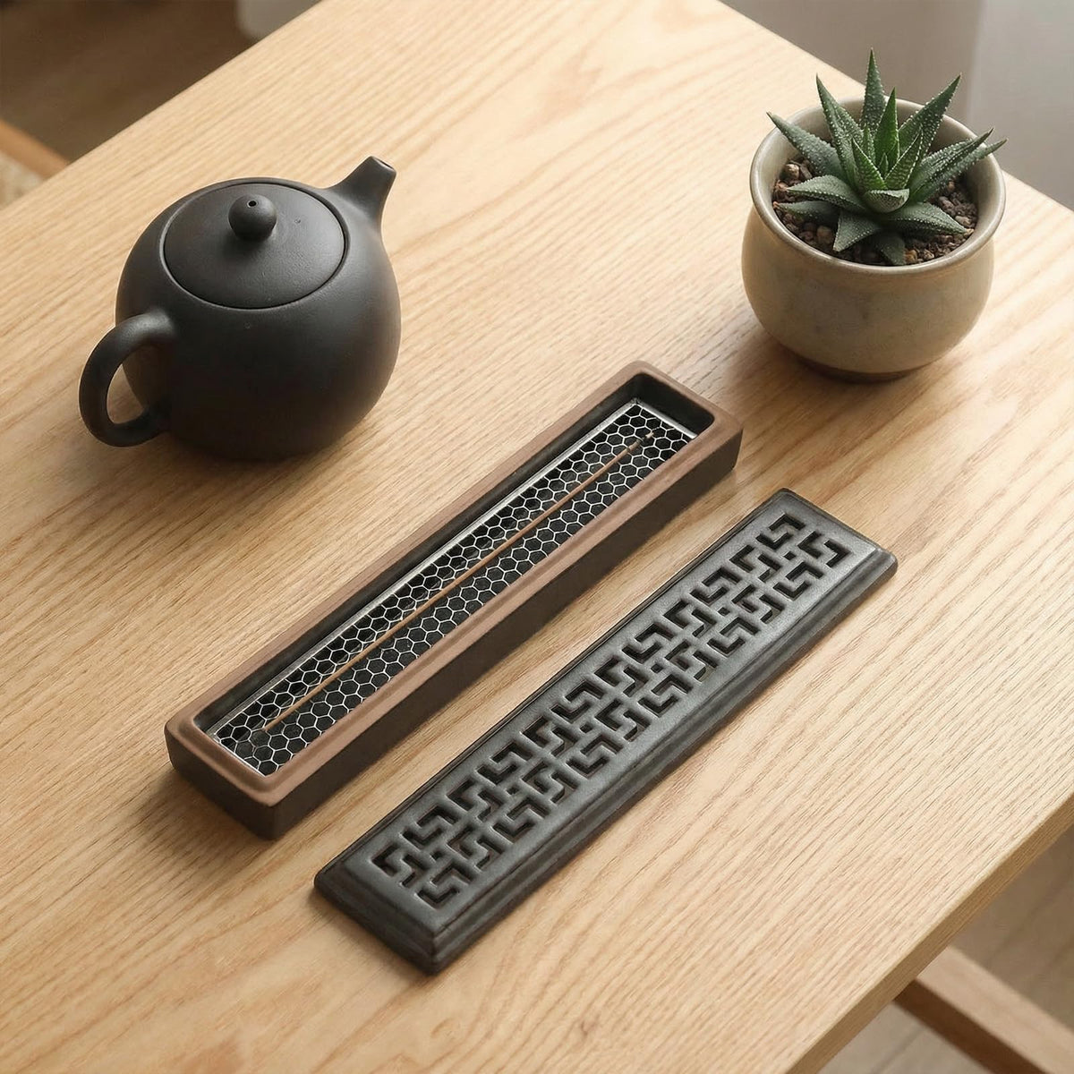 CEREMONY lever-design incense holder allows precise horizontal placement.