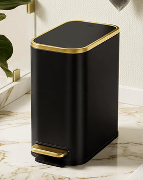 Cesun small trash can outer view with soft-close lid in black and gold.