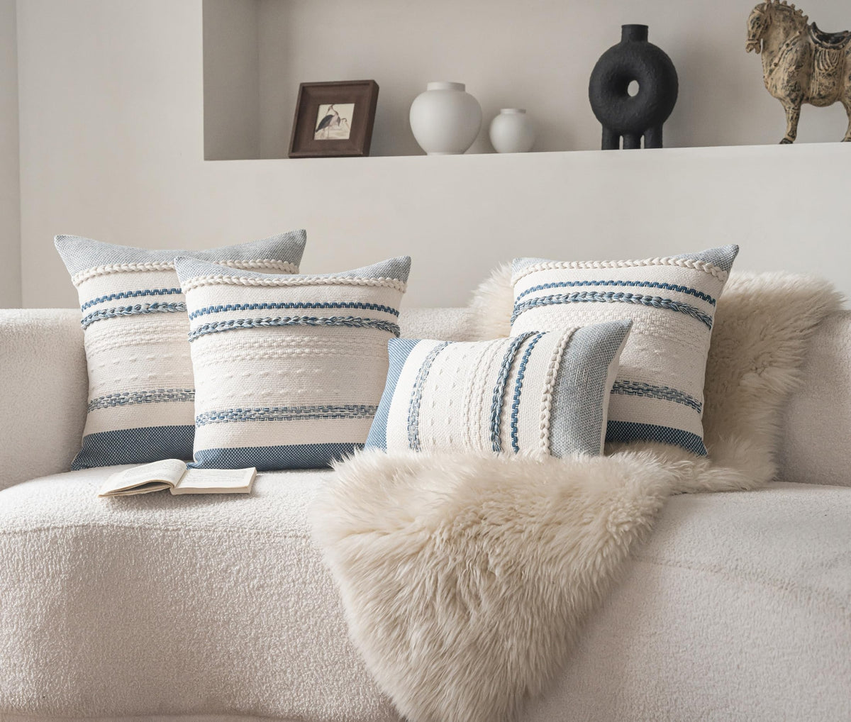 Cethom machine-washable cushion cover maintains color and texture.