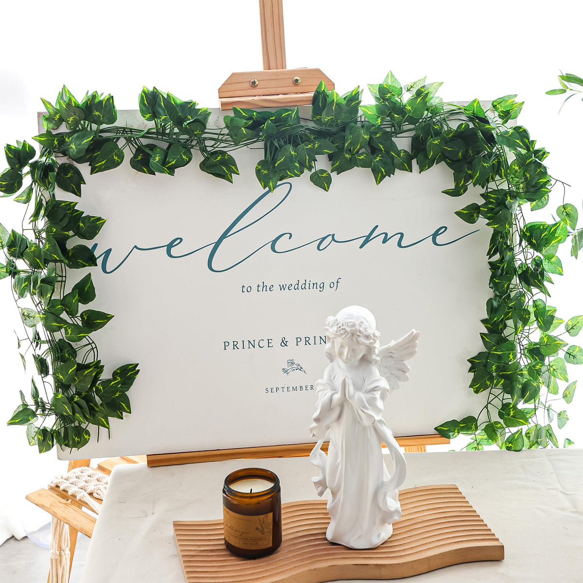 CEWOR ivy wall decor brings natural-looking leaves to any room
