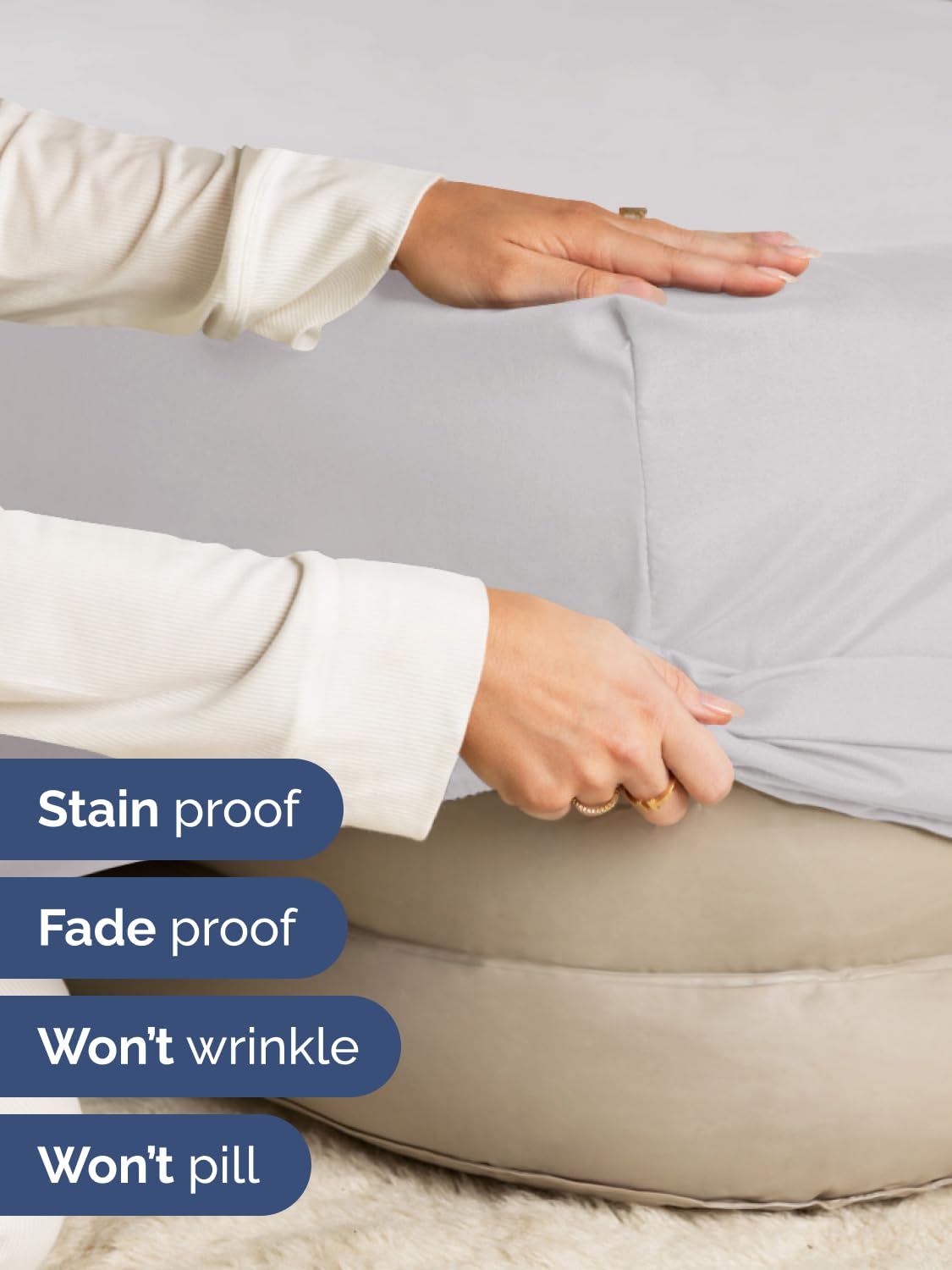 CGK Unlimited sheet with elastic edge around mattress