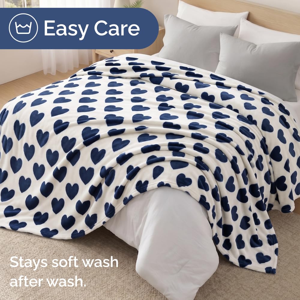 CGK Unlimited machine-washable fleece blanket simplifies cleanup and care.