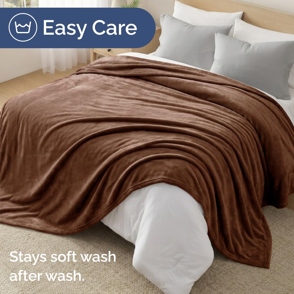Lightweight all-season warmth from CGK Unlimited fleece blanket